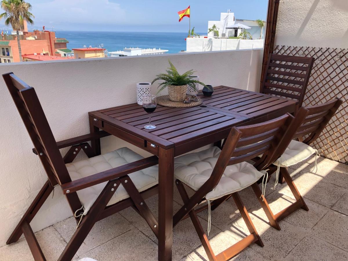 El Cortijuelo. Magnificent Triplex Terraced House With Rooftop Of 18M2, Overlooking The Sea. Parking Torremolinos Kültér fotó