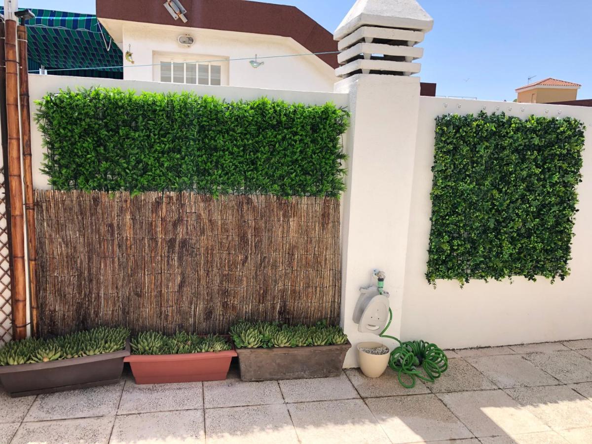 El Cortijuelo. Magnificent Triplex Terraced House With Rooftop Of 18M2, Overlooking The Sea. Parking Torremolinos Kültér fotó