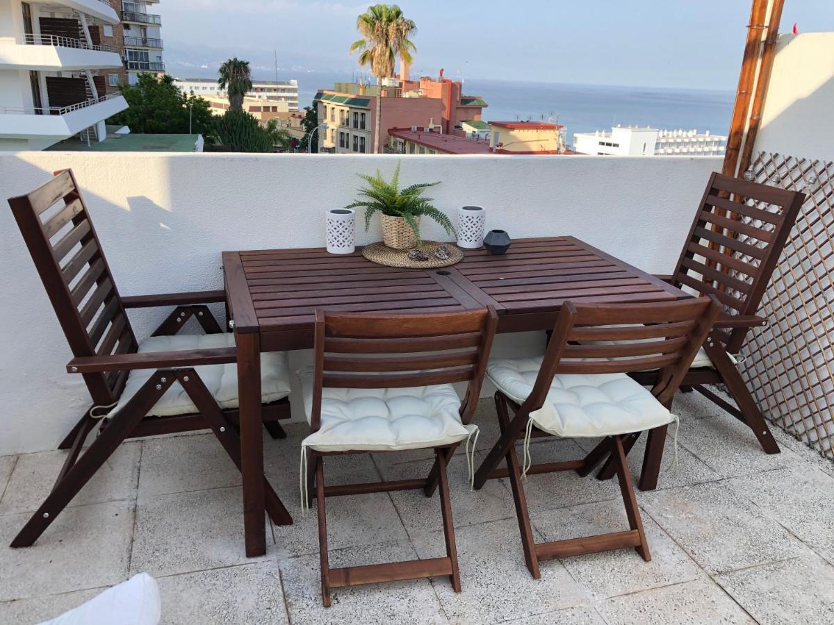 El Cortijuelo. Magnificent Triplex Terraced House With Rooftop Of 18M2, Overlooking The Sea. Parking Torremolinos Kültér fotó