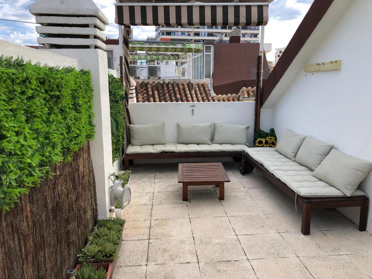 El Cortijuelo. Magnificent Triplex Terraced House With Rooftop Of 18M2, Overlooking The Sea. Parking Torremolinos Kültér fotó