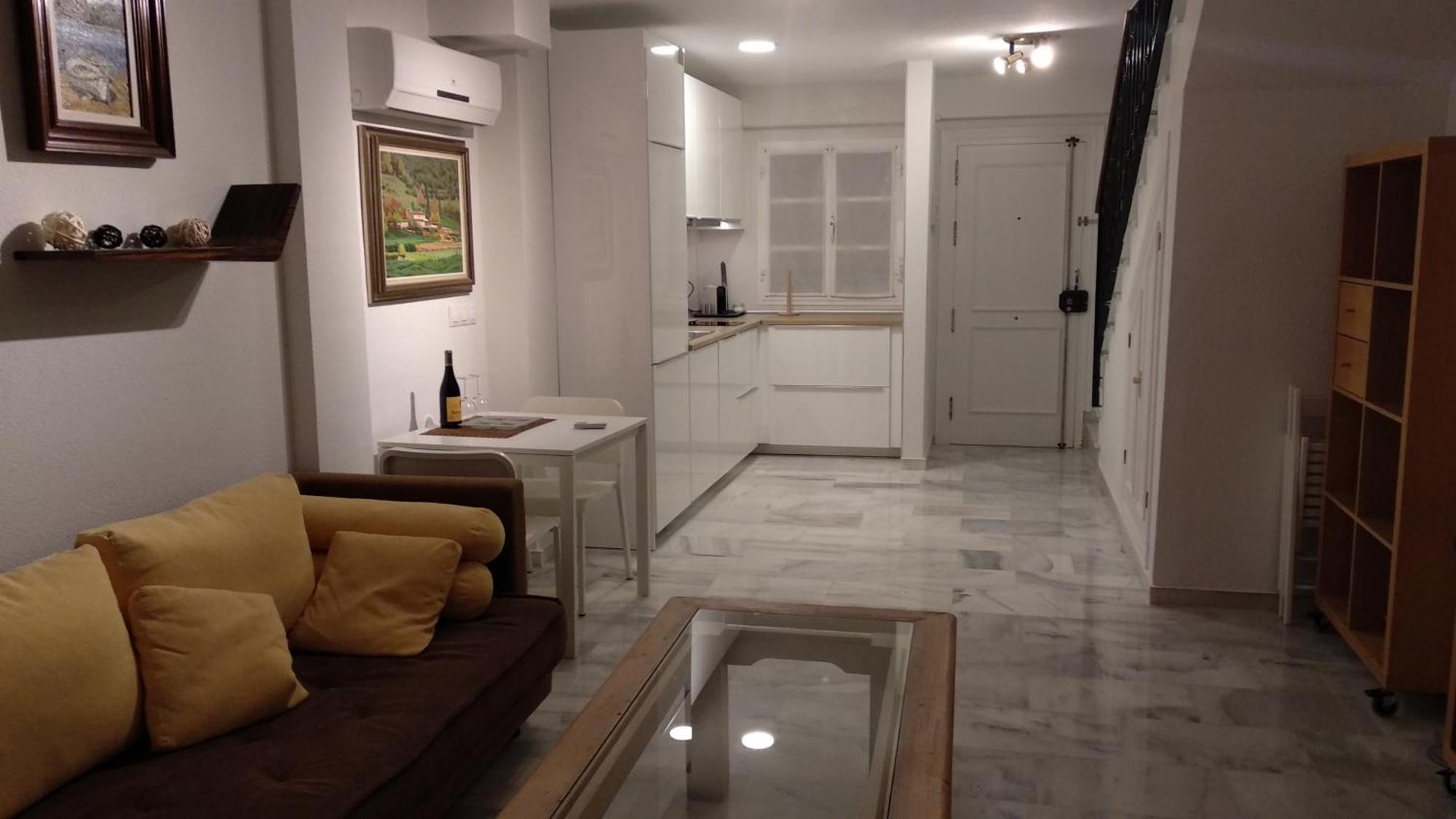 El Cortijuelo. Magnificent Triplex Terraced House With Rooftop Of 18M2, Overlooking The Sea. Parking Torremolinos Kültér fotó