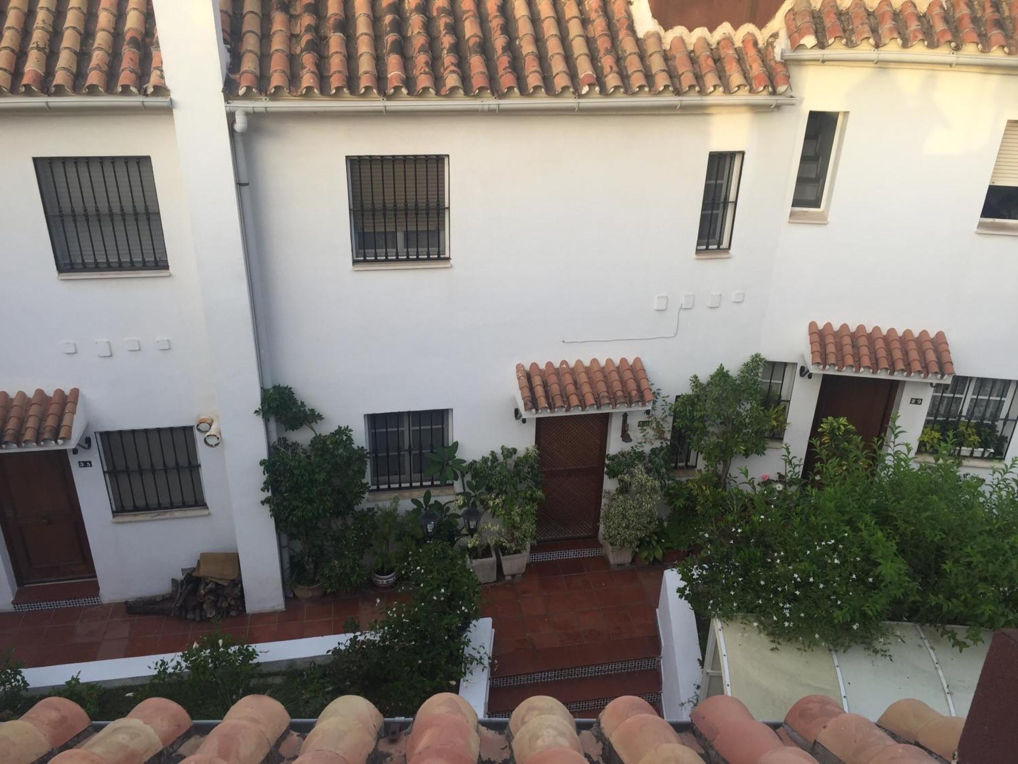 El Cortijuelo. Magnificent Triplex Terraced House With Rooftop Of 18M2, Overlooking The Sea. Parking Torremolinos Kültér fotó