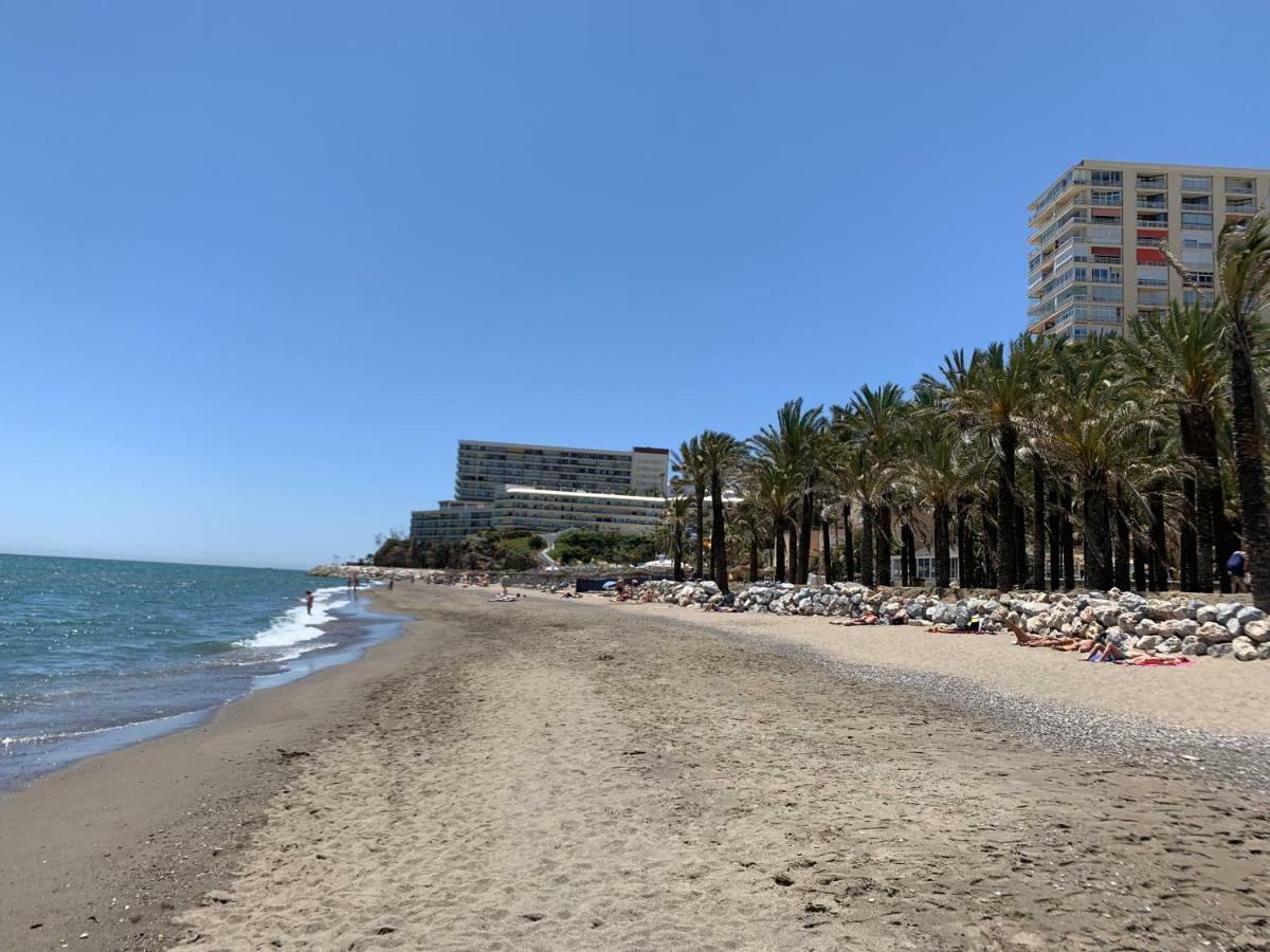 El Cortijuelo. Magnificent Triplex Terraced House With Rooftop Of 18M2, Overlooking The Sea. Parking Torremolinos Kültér fotó